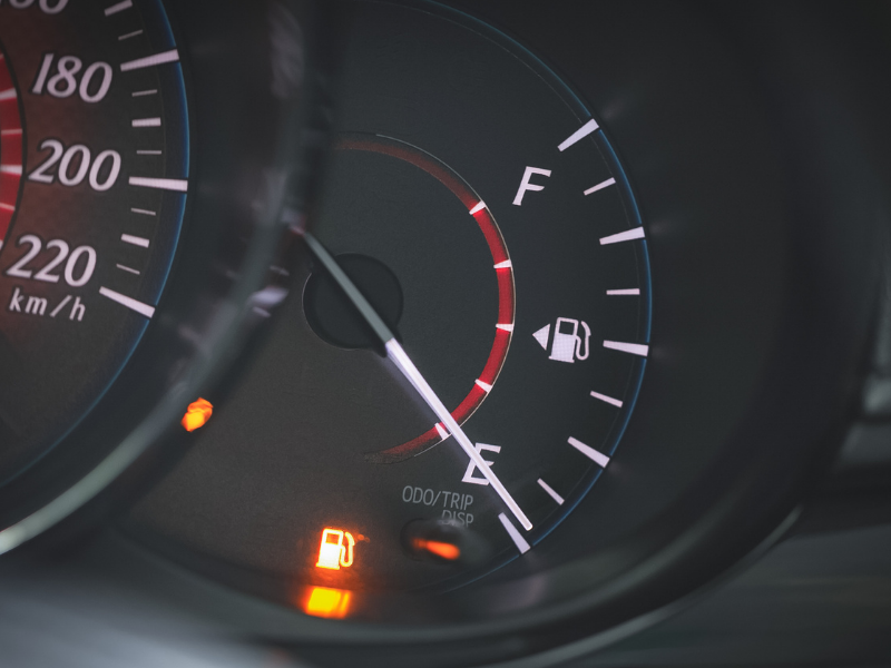 Prezzi carburante da capogiro: perché?